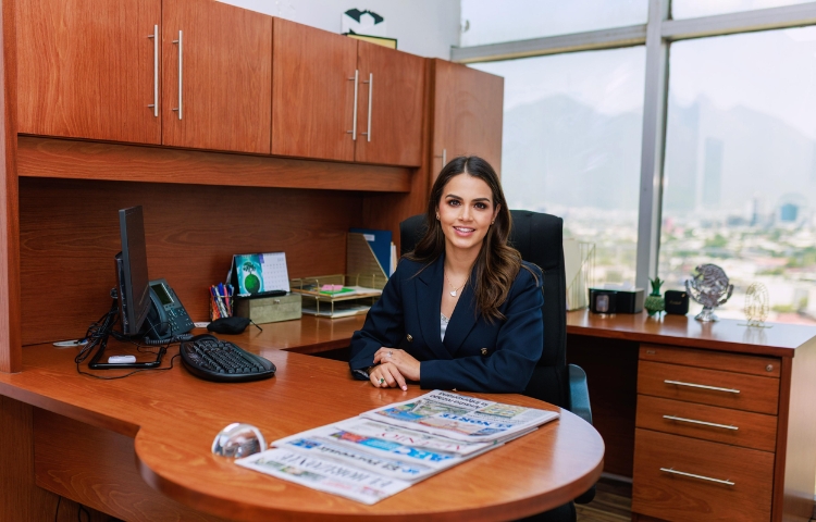 LORENA DE LA GARZA PRESENTA AVANCES CON HECHOS EN MEDIO DE LA CRISIS POLÍTICA DE NUEVO LEÓN
