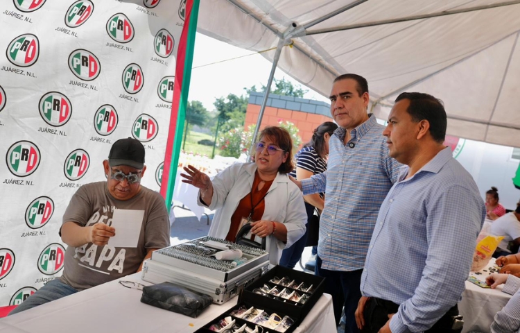Lleva Heriberto Treviño brigada médica a Juárez