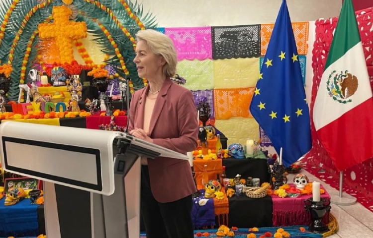 Presidenta de la Unión Europea inaugura ‘Altar de Muertos’ en la sede del Parlamento Europeo