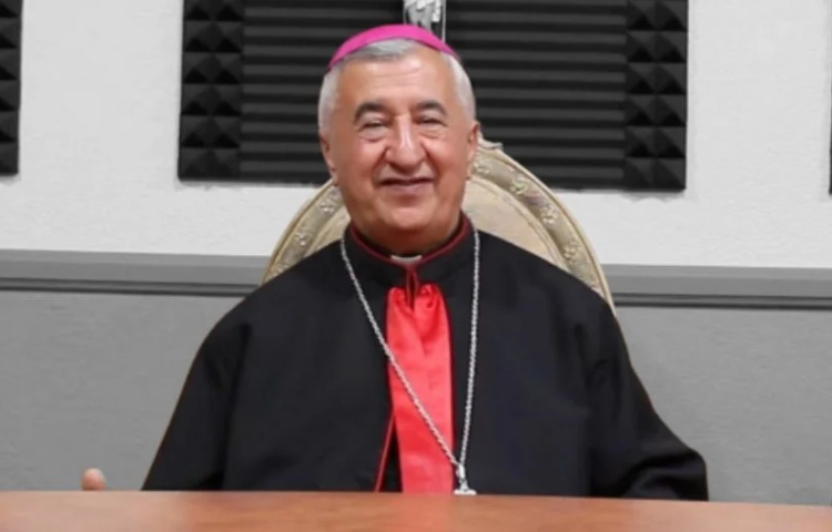 Detienen a obispo de San Diego por lavado de dinero; lo señalan de visitar burdel en Tijuana