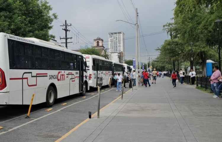 Aprovechan tours desde la Alameda para vacacionar en Semana Santa